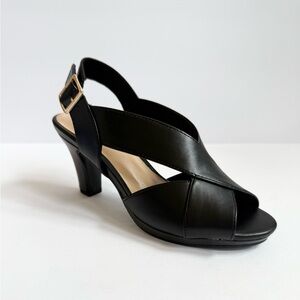 Easy Street Christy Women's Pump 5.5M  Black New in‎ Box